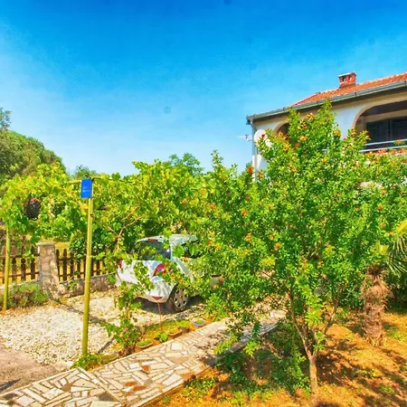 Fuer 3 Personen Ca 40 Qm In Fazana-surida, Istrien Istrische Riviera *