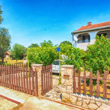 Apartment Fuer 3 Personen Ca 40 Qm In Fazana-surida, Istrien Istrische Riviera *