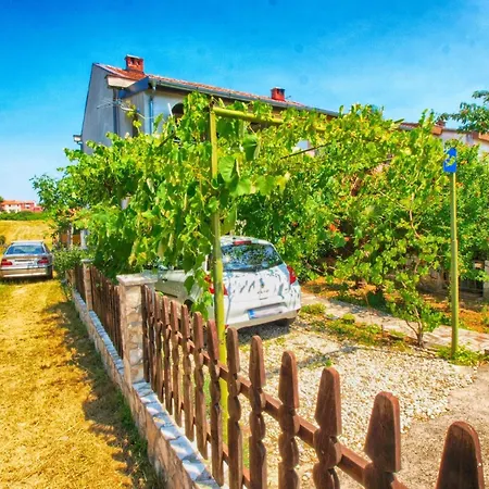Fuer 3 Personen Ca 40 Qm In Fazana-surida, Istrien Istrische Riviera Apartment Valbandon
